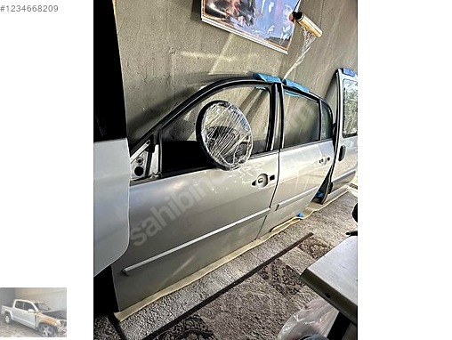 Mazda 2 Sol Arka Kapı çıkma parça