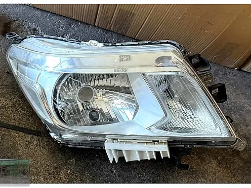 Nissan Navara çıkma parça - LEZGİN KARDEŞLER OTO ÇIKMA PARÇA Diyarbakır