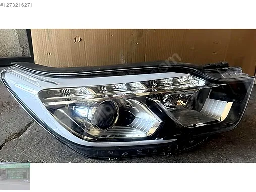 Orijinal SSANGYONG MUSSO GRAND sağ far | ÇIKMA OTO PARÇA çıkma parça - LEZGİN KARDEŞLER OTO ÇIKMA PARÇA Diyarbakır
