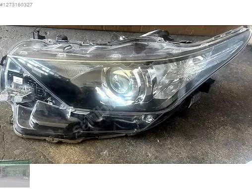 Toyota Auris Far (Sol) çıkma parça - LEZGİN KARDEŞLER OTO ÇIKMA PARÇA Diyarbakır
