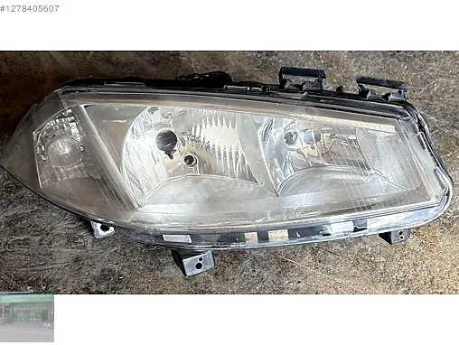 Renault Megane Far (Sağ) çıkma parça - LEZGİN KARDEŞLER OTO ÇIKMA PARÇA Diyarbakır