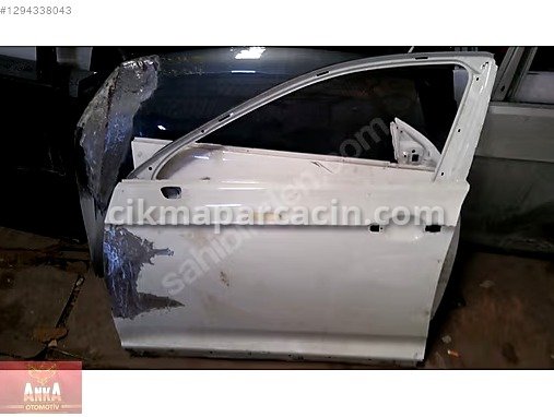 Volkswagen Passat Sol Ön Kapı çıkma parça