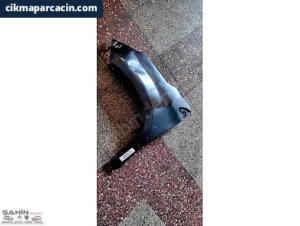 PEUGEOT 2008 SOL ÖN ÇAMURLUK SİYAH A94F