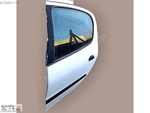 Peugeot 206 Şerit Takip Kamerası çıkma parça - ÖKKEŞ ŞAHİN OTOMOTİV CİTROEN PEUGEOT ÇIKMA Gaziantep