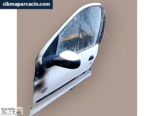 Peugeot 206 Geri Görüş Kamerası çıkma parça - ÖKKEŞ ŞAHİN OTOMOTİV CİTROEN PEUGEOT ÇIKMA Gaziantep