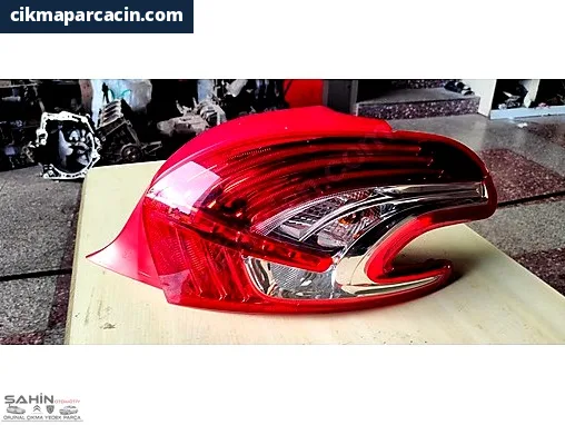 Peugeot 208 Motor Kapağı/Üst Kapak çıkma parça - ÖKKEŞ ŞAHİN OTOMOTİV CİTROEN PEUGEOT ÇIKMA Gaziantep
