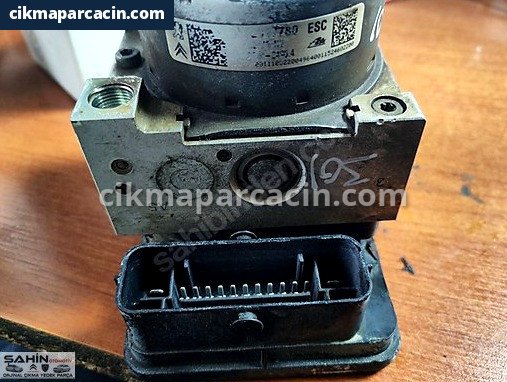 Peugeot 301 ABS Beyni (Modül) çıkma parça