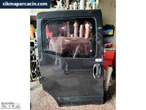 PEUGEOT BİPPER 2011 SAĞ KIZAKLI KAPI SİYAH ORİJİNAL BOYASIZ.