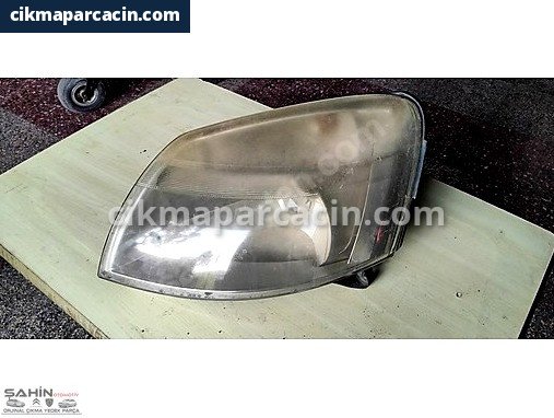 Peugeot Partner Far çıkma parça