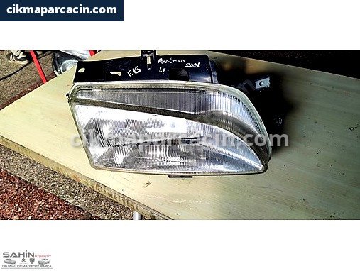 Peugeot Partner Far çıkma parça