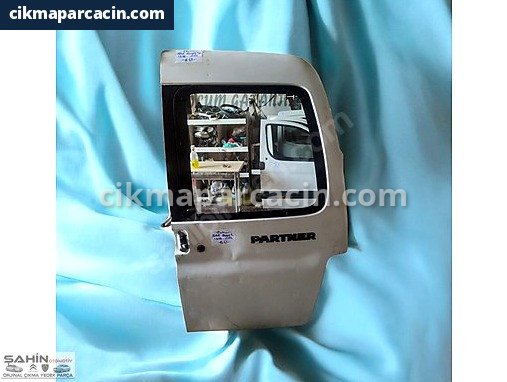 Peugeot Partner Bagaj Kapağı çıkma parça