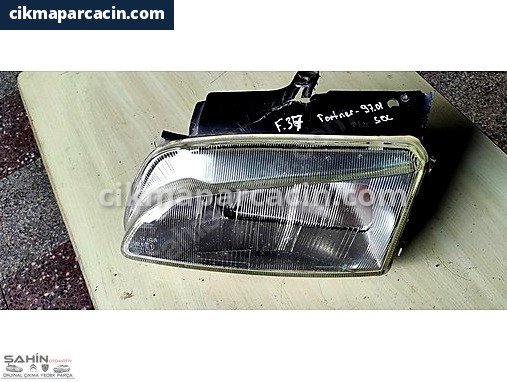 Peugeot Partner Far çıkma parça