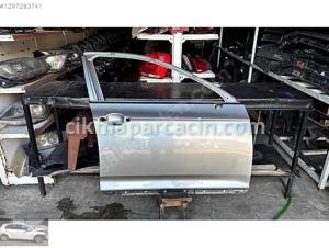 Passat b8 sağ ön kapı hatasız boyasız LB7W boya kodu | ÇIKMA OTO PARÇA