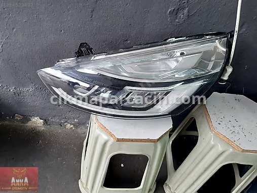 Renault Clio LED Far çıkma parça