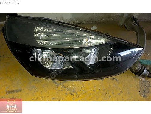 Renault Clio Far çıkma parça