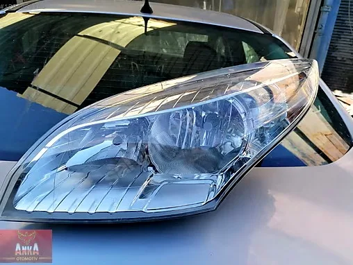 Renault Megane Ön Panjur / Izgara çıkma parça - ANKA OTO YEDEK PARÇA İzmir