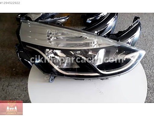 Renault Clio Sağ Ön Far çıkma parça