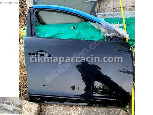 Renault Megane Sağ Ön Kapı çıkma parça
