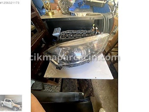 Renault Captur Sol Ön Far çıkma parça