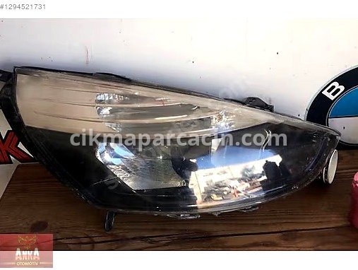 Renault Clio Sağ Ön Far çıkma parça