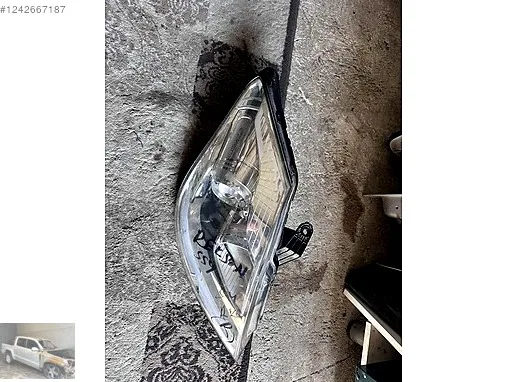Rexton Sangyong sağ far orijinal tamirli | ÇIKMA OTO PARÇA çıkma parça - TAMER OTO ÇIKMA PARÇA Muğla