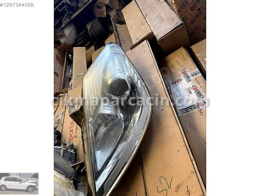 Mercedes-Benz GLA Far çıkma parça