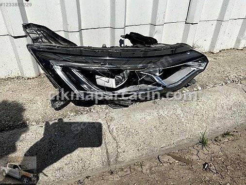 Renault Talisman Far çıkma parça