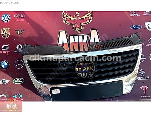 Volkswagen Passat Ön Panjur / Izgara çıkma parça
