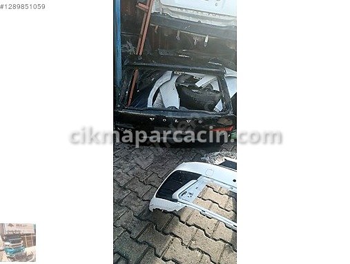 Volvo XC60 Motor Kapağı/Üst Kapak çıkma parça