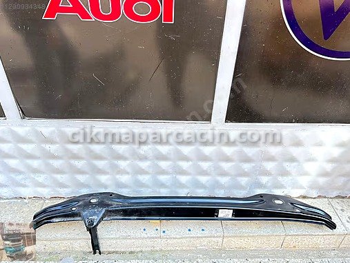 Volkswagen Amarok Ön Tampon Demiri çıkma parça