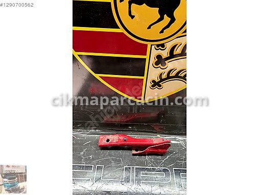 Volkswagen Polo Kaput Menteşesi çıkma parça