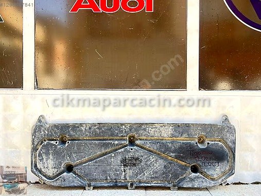 Volkswagen Tiguan Spoiler çıkma parça