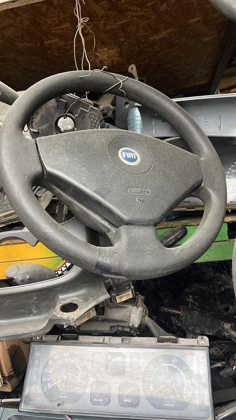Fiat Albea Direksiyon Simidi çıkma parça