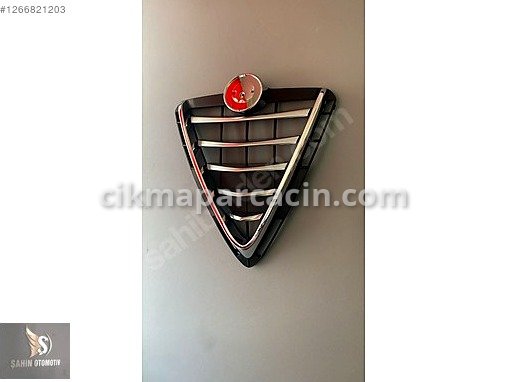 Alfa Romeo Giulietta Ön Panjur / Izgara çıkma parça