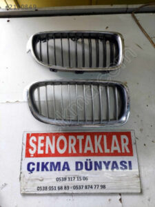 BMW 3 SERİSİ F30,F31 ORİJİNAL SAĞ ÖN PANJUR (2. Adet)