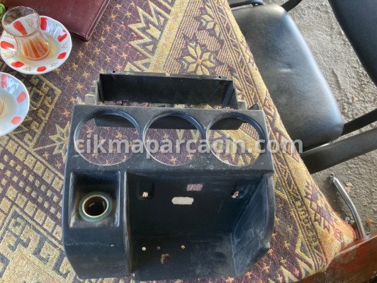 Citroen Berlingo Motor Kapağı/Üst Kapak çıkma parça
