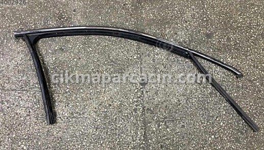 Citroen C4 Motor Kapağı/Üst Kapak çıkma parça