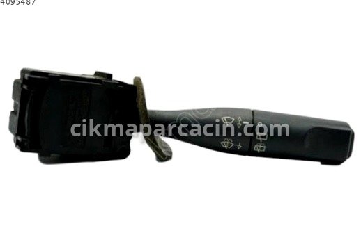 Citroen Saxo Sinyal Kolu çıkma parça