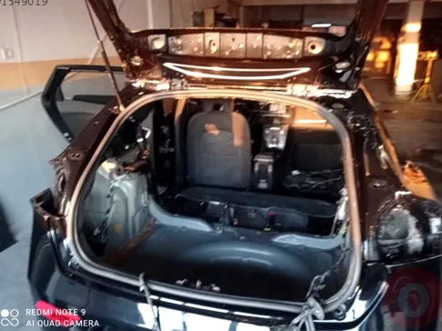Volvo V40 Bagaj Kapağı çıkma parça - TEKİNLER OTO YEDEK PARÇA Ankara