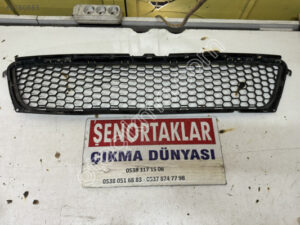 DACİA SANDERO ORİJİNAL ÖN TAMPON IZGARA