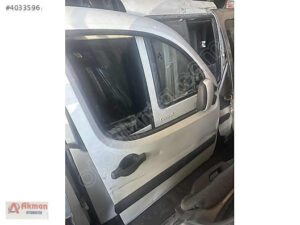 Doblo sağ ön kapı (2. Adet)
