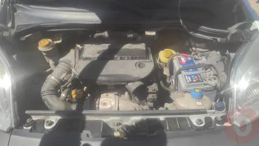 Fiat Fiorino Motor Kapağı/Üst Kapak çıkma parça - ÇIKMACI 41 Kocaeli