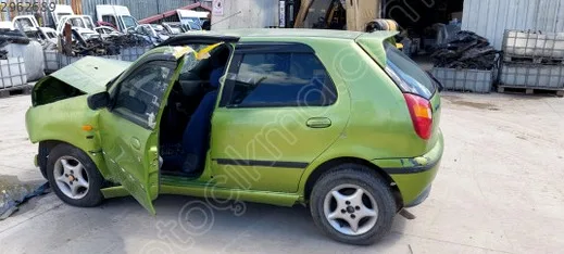 Fiat Palio Cam Krikosu çıkma parça - ÇIKMACI 41 Kocaeli