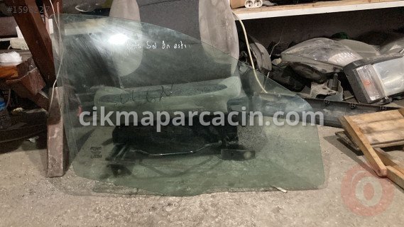 Fiat Punto Şerit Takip Kamerası çıkma parça