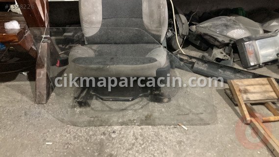 Fiat Uno Sol Ön Kapı Camı çıkma parça