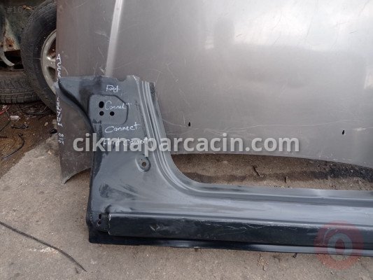 Ford Transit Connect Marşpiyel çıkma parça