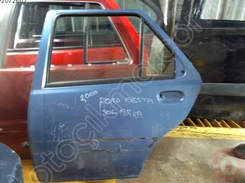 Ford Fiesta Sol Arka Kapı çıkma parça - ÇIKMACI 41 Kocaeli