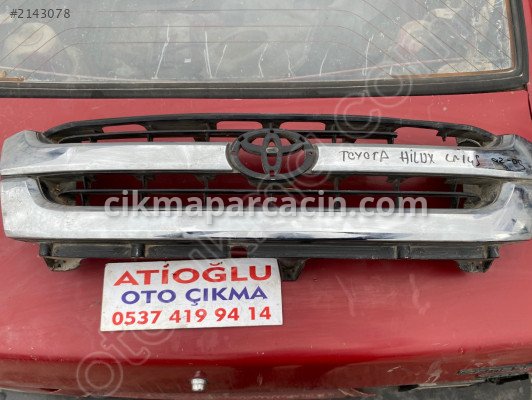 Toyota Hilux Ön Panjur / Izgara çıkma parça