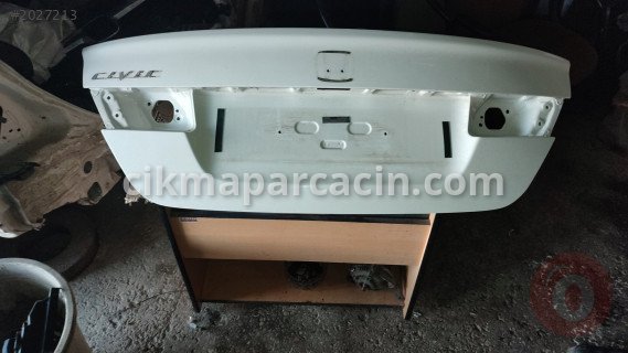 Honda Civic Bagaj Kapağı çıkma parça