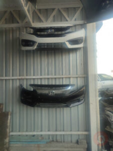Honda Civic fc5 siyah ve beyaz tampon çıkma orjinal